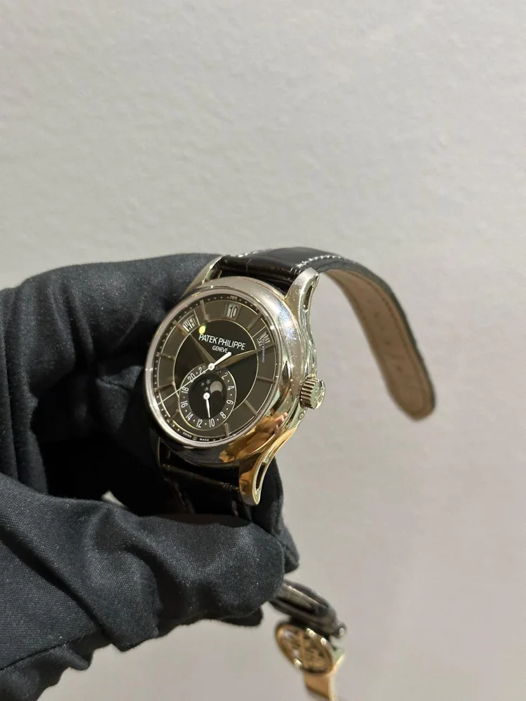 Patek Philippe Annual Calendar 5205G-010